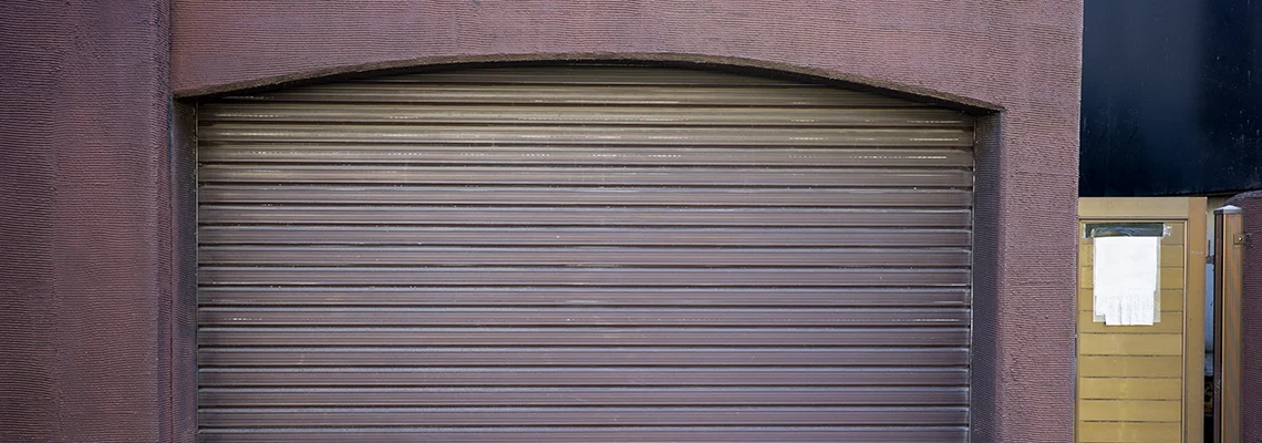 Fallen Garage Door Worn Rollers Replacement in East St. Louis, Illinois